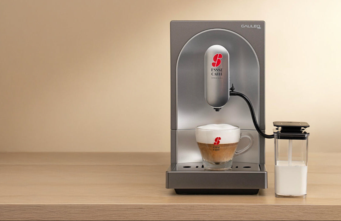 Essse Caffè capsule coffee machine brewing cappuccino with milk frother – compact espresso maker for home or office use